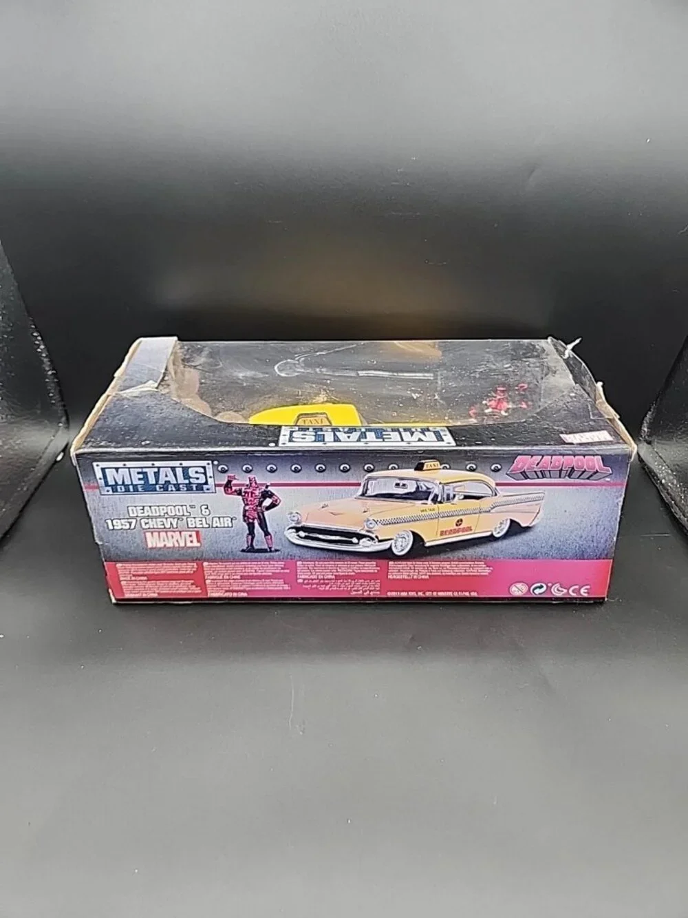 Jada Toys Marvel DEADPOOL & 1957 CHEVY BEL AIR 1:24 Diecast NEW
